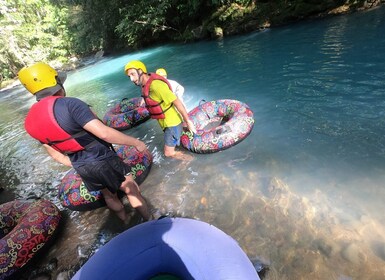 Rio Celeste : Excursion en tube avec des collations et des boissons