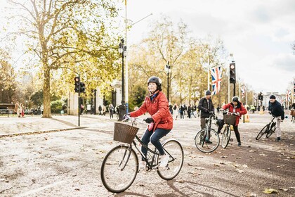 London: Tur Sepeda Pagi dengan Pemandu Taman dan Istana