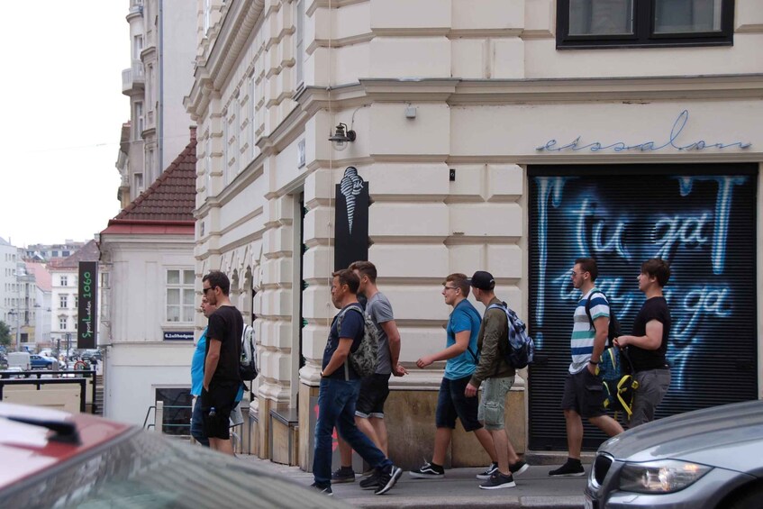 Picture 3 for Activity Vienna: Educational Walk on Drugs and Addiction