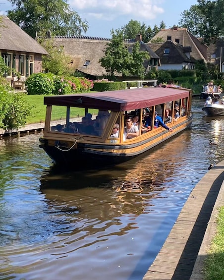 Picture 3 for Activity Giethoorn: Village & National Park Canal Cruise with Coffee