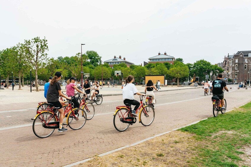 Picture 10 for Activity Amsterdam: Guided Bike Tour of Central Amsterdam