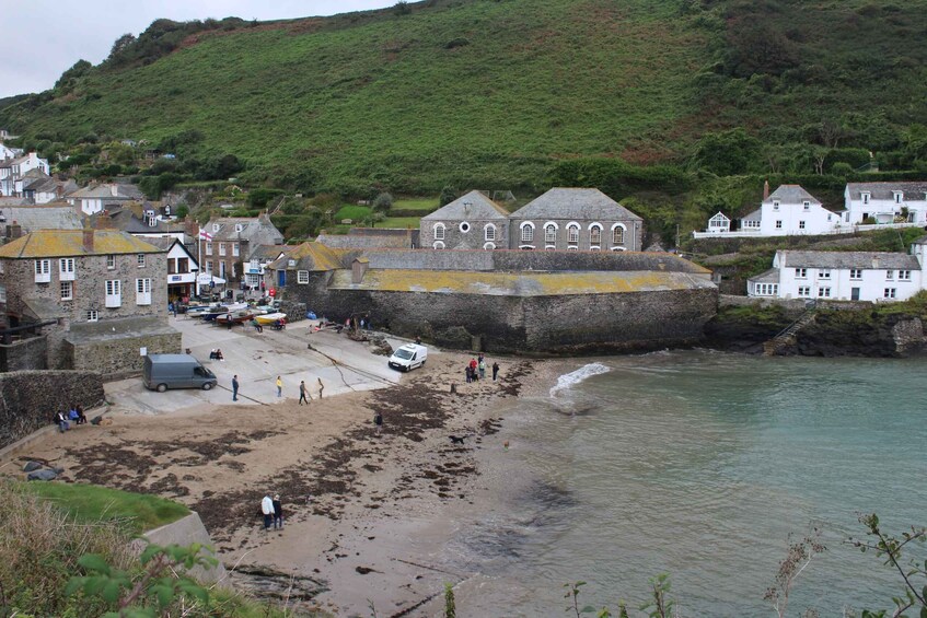 Picture 3 for Activity Doc Martin Tour