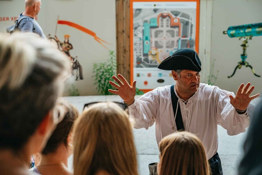 Picture 17 for Activity Dresden: The Original Night Watchman Tour in Lantern Light