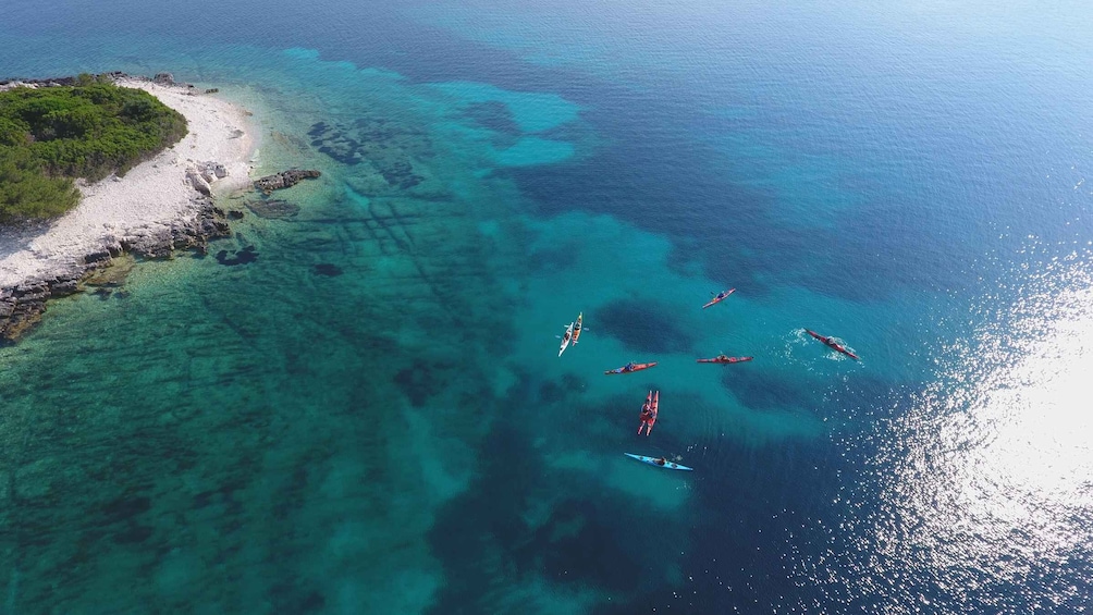 Lumbarda: Half-Day Kayaking and History with Wine delight