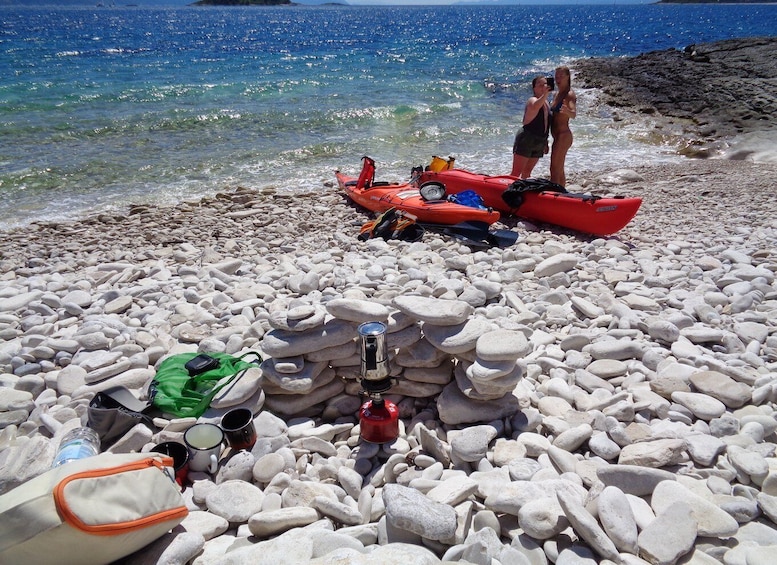 Picture 3 for Activity Lumbarda: Half-Day Kayaking and History with Wine delight