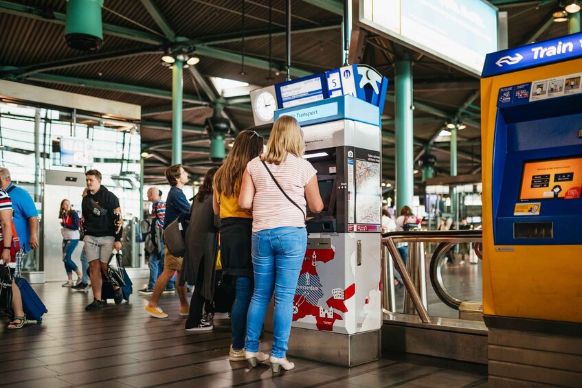 Picture 11 for Activity Amsterdam: Amsterdam & Region Travel Ticket for 1-3 Days