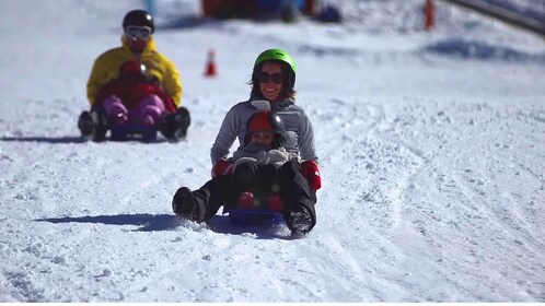Santiago: El Colorado Ski Center Snow Day Tour