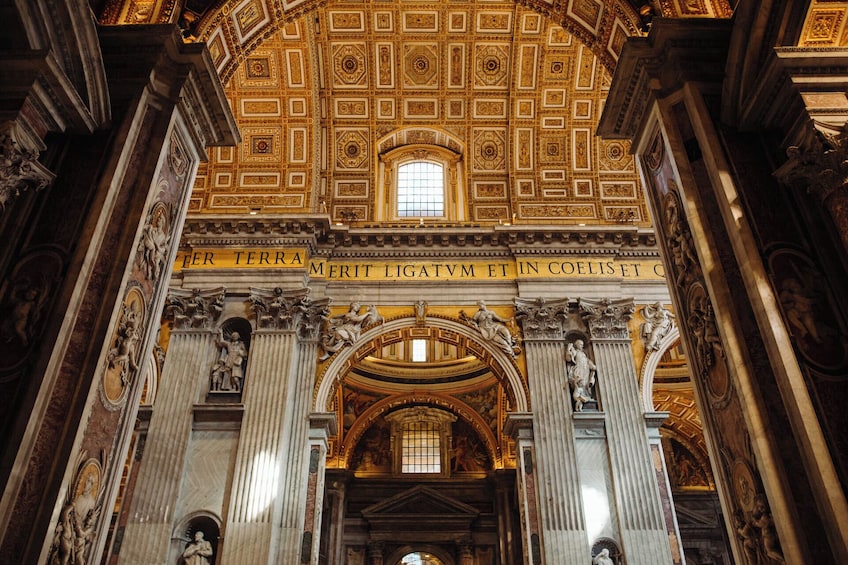 St. Peter’s Basilica Priority Access Tour with Dome & Crypt