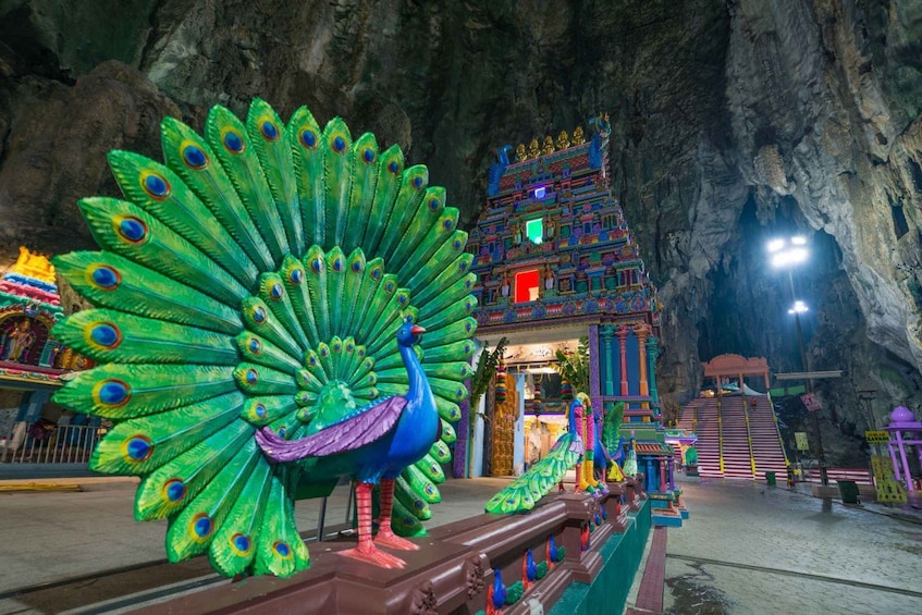 Picture 2 for Activity From Kuala Lumpur: Batu Caves & Ramayana Caves Private Tour