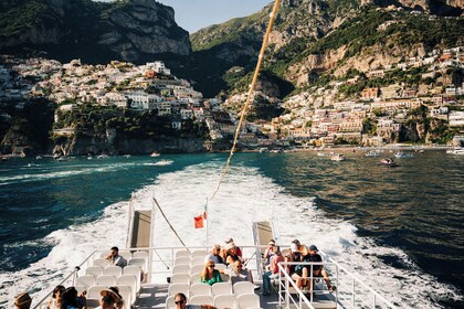 Excursión de 1 día desde Roma con crucero panorámico por la costa de Amalfi...