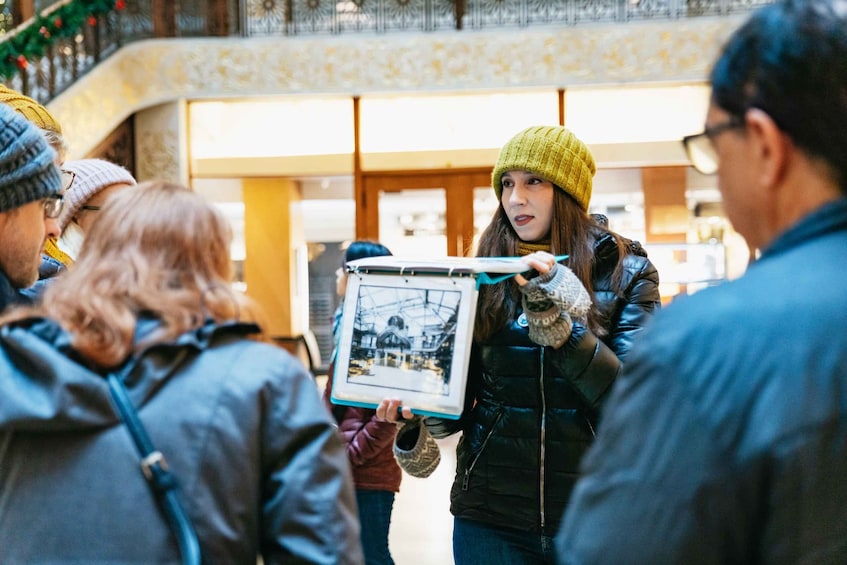 Picture 10 for Activity Chicago's Original Dazzling Architectural Interiors Tour