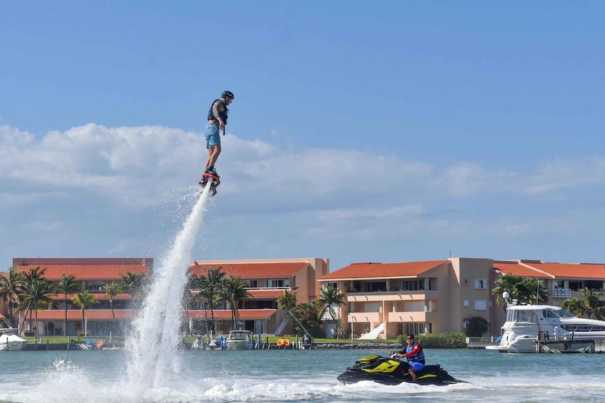 Picture 3 for Activity Cancun: Flyboard Session