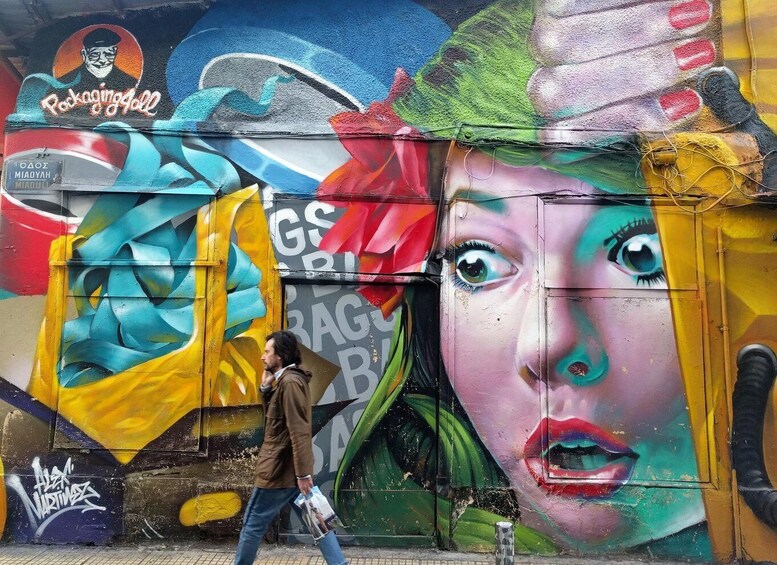 Athens: Guided Urban Street-Art Tour