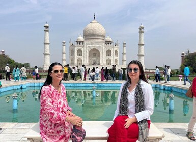 Depuis Delhi : excursion d'une journée au Taj Mahal en train rapide avec tr...