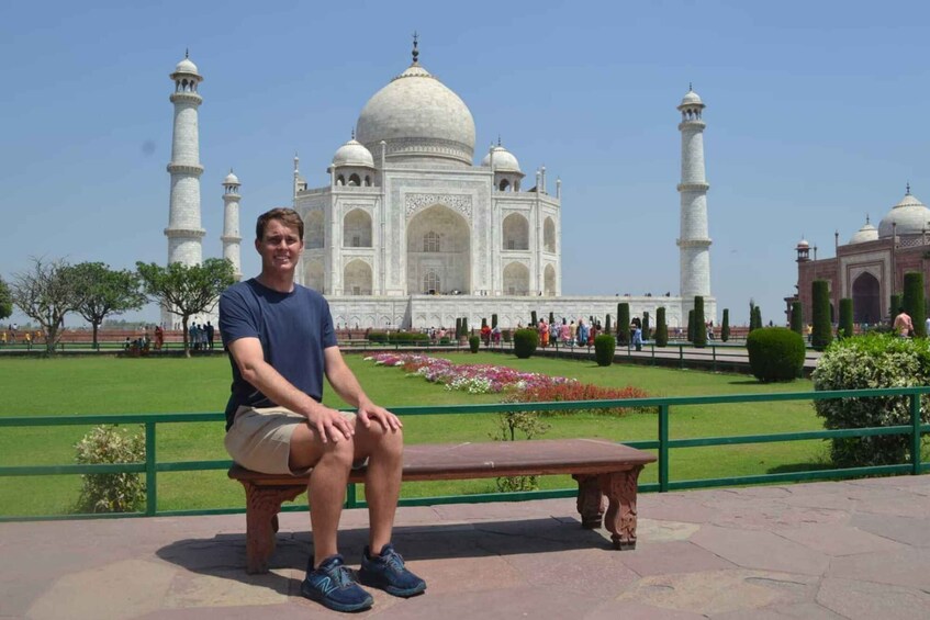 Picture 9 for Activity From Delhi: Taj Mahal Day Trip by Fast Train with Transfers