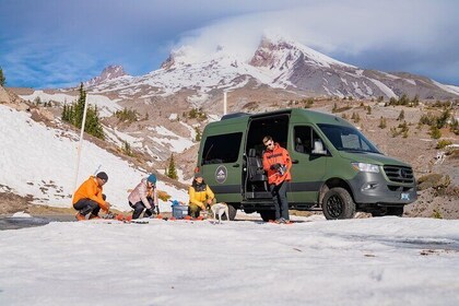 Half-Day Private Snowshoe Trek Experience in Timberline Lodge