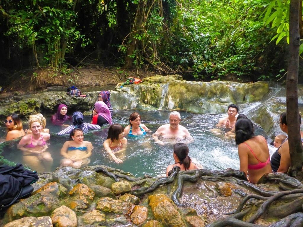 Full-Day Tour To Tiger Cave Temple, Emerald Pool & Krabi Hot Springs