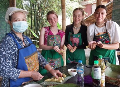 Luang Prabang: Esperienza con i bambù e tour delle cascate di Kuang Si