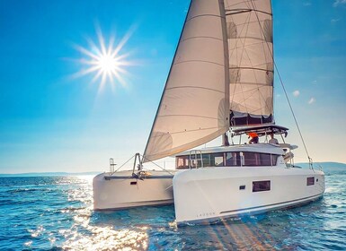 Baie de Funchal : Croisière en catamaran de luxe pour observer les dauphins...