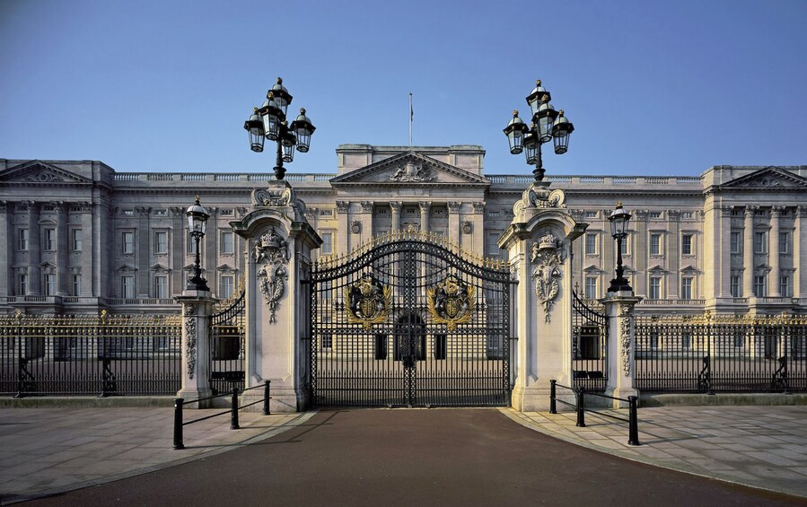 Buckingham Palace Tickets and Royal London Walking Tour