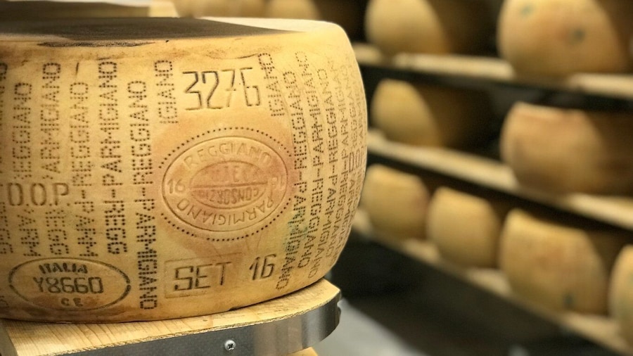 Parma: Parmigiano-Reggiano Tour and Tasting