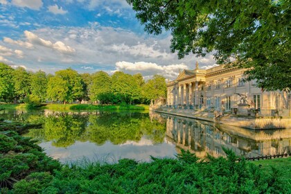 Warszawa: Warszawas historisk grupptur med upphämtning och avlämning