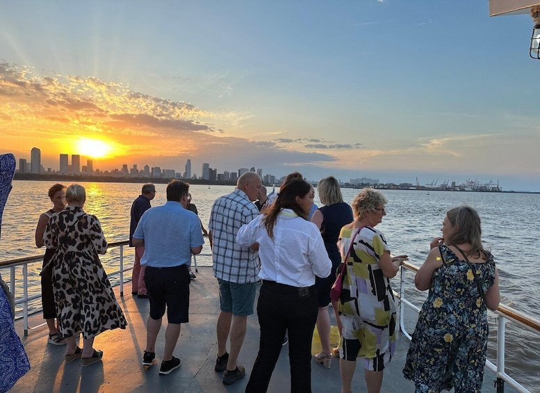 Picture 14 for Activity Buenos Aires: Puerto Madero Sunset Cruise with Open Bar