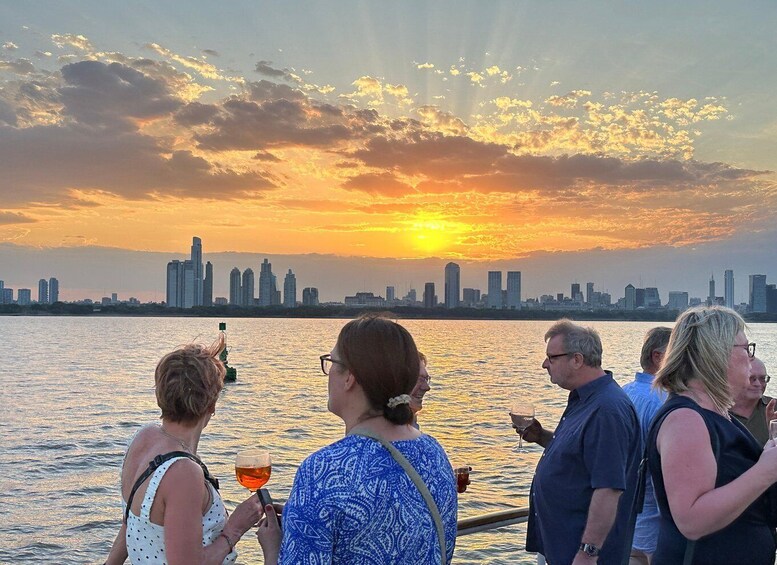 Picture 6 for Activity Buenos Aires: Puerto Madero Sunset Cruise with Open Bar