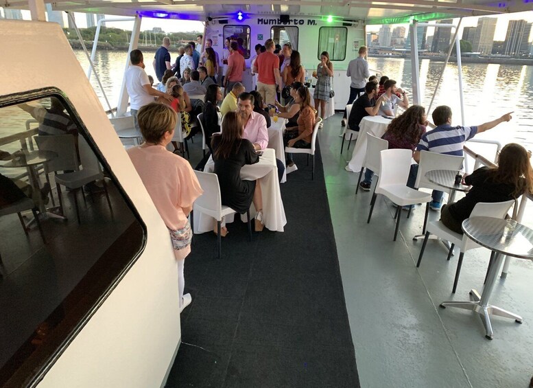 Picture 16 for Activity Buenos Aires: Puerto Madero Sunset Cruise with Open Bar