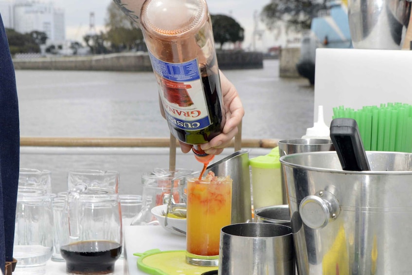 Picture 10 for Activity Buenos Aires: Puerto Madero Sunset Cruise with Open Bar