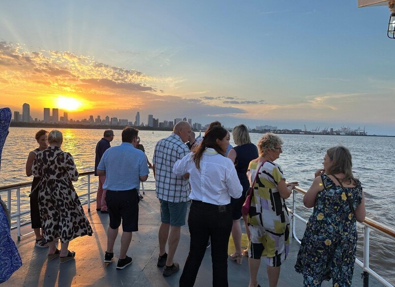 Picture 14 for Activity Buenos Aires: Puerto Madero Sunset Cruise with Open Bar