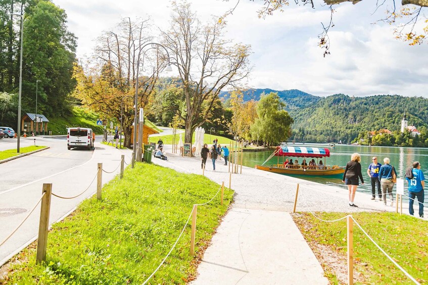 Picture 4 for Activity From Ljubljana: Lake Bled and Bled Castle Tour