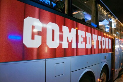 Düsseldorf: 1.5-Hour Comedy Bus Tour