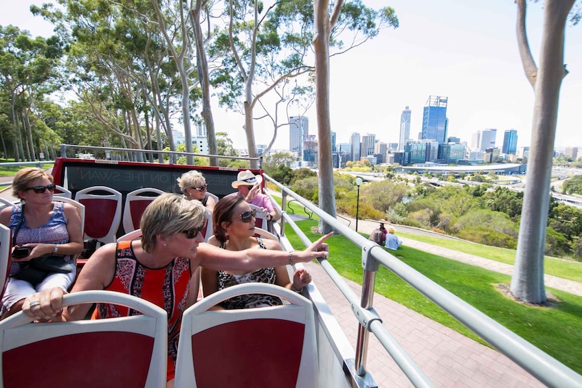 Picture 2 for Activity Perth: Hop-on Hop-off Sightseeing Bus Ticket