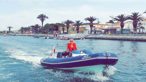 Lagos: Privétour met motorboot naar Ponta da Piedade en meer