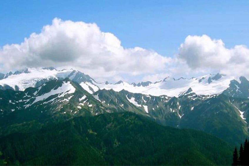 From Thessaloniki:Dion,Mount.Olympus and Litochoro Village.