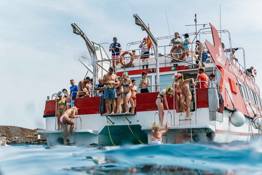 Picture 2 for Activity From Corralejo: Round-Trip Ferry Transfer to Lobos Island