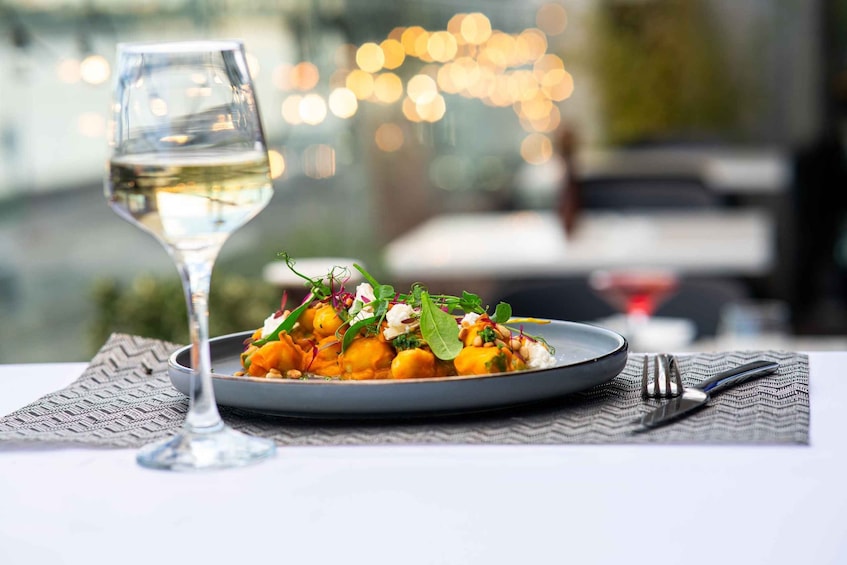 Picture 19 for Activity Budapest: Rudas Spa Wellness and Dining Experience