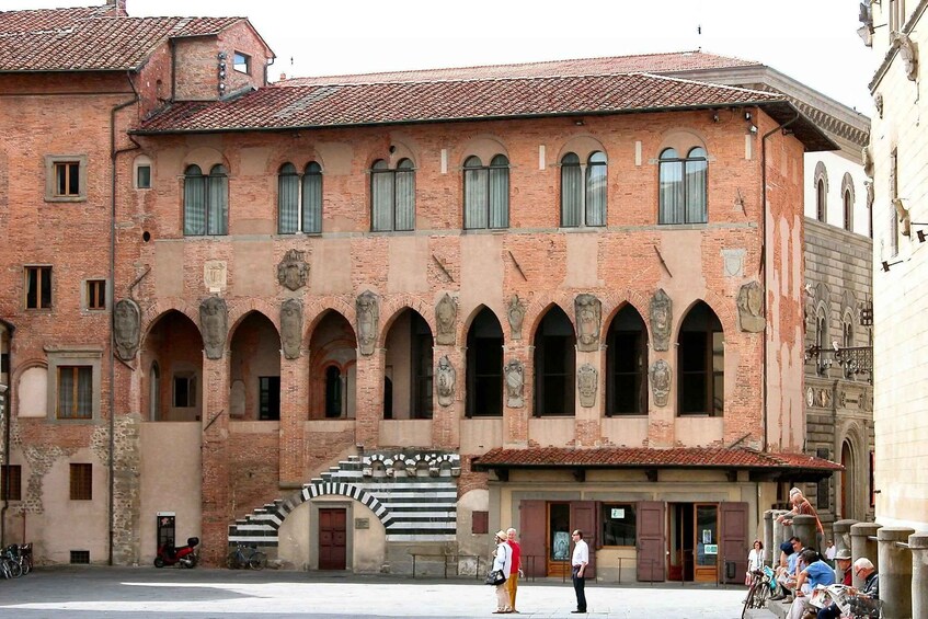 Picture 3 for Activity Pistoia: 2-Hour City Walking Tour