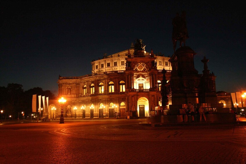 Dresden: Theatrical Poison, Ghosts, and Demons Tour