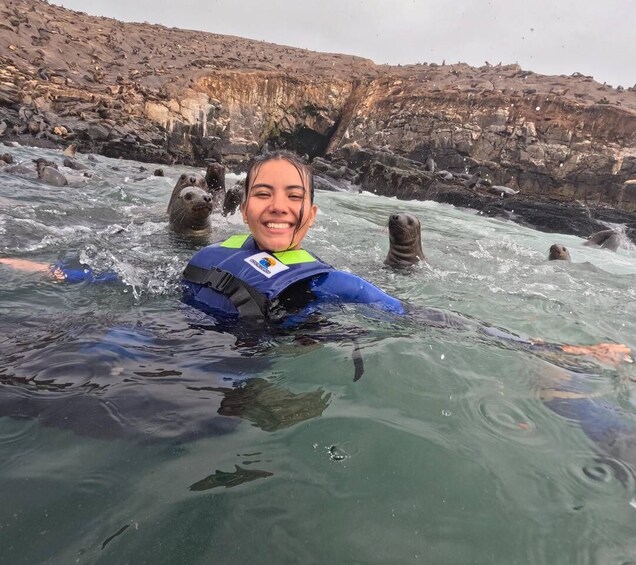 Palomino Island (Lima): Sea lions swim +4 islands yacht tour