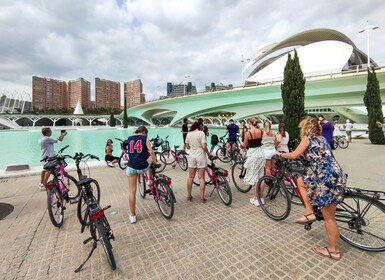 バレンシアシティハイライト・ガイド付き自転車ツアー