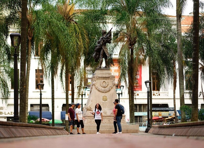Picture 9 for Activity Cali: Walking tour of the historic center