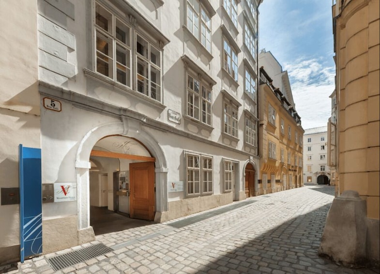 Picture 2 for Activity Vienna: Mozart Private Guided Tour