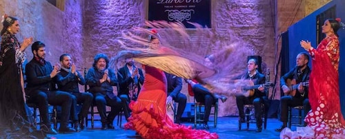 Jerez: Flamencoshow & valfri middag på Tablao Puro Arte