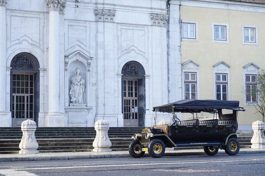 Picture 10 for Activity Lisbon: Vintage vehicle replica Romantic Private Tour