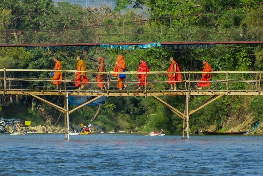 Picture 1 for Activity Vang Vieng: Blue Lagoon and Countryside Bike Tour with Lunch