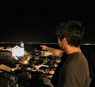 Lisbonne : Alfama Tour et Fado en direct avec dîner traditionnel