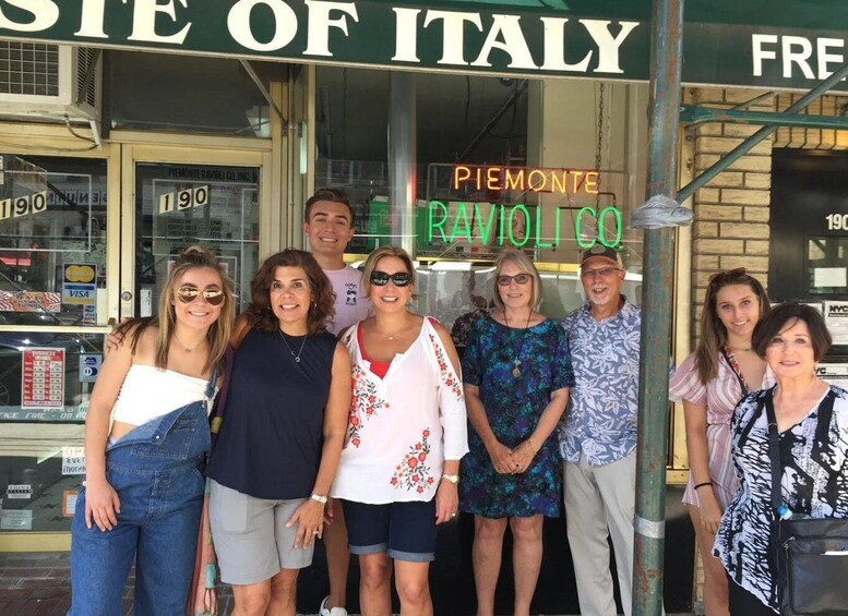 Picture 4 for Activity 3 Neighborhoods Tour: Soho, Chinatown & Little Italy