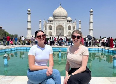 Von Delhi: Taj Mahal Sunrise & Agra Tagestour mit Transfers